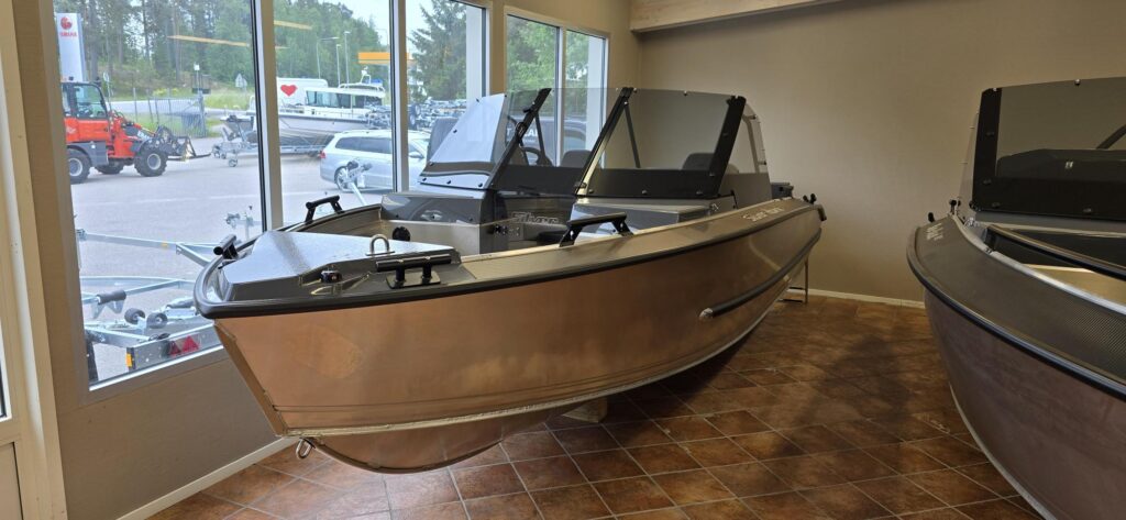 Silver Hawk BRX 2026 / Yamaha F100LB