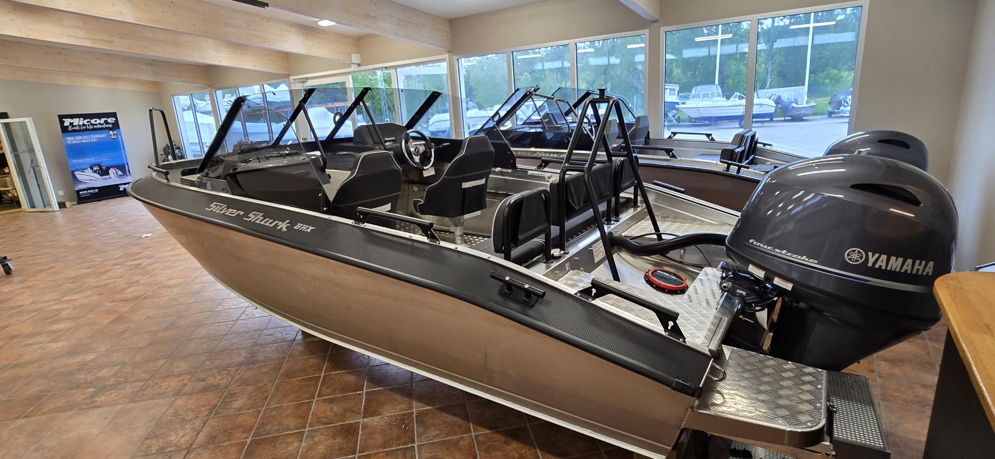 Silver Shark BRX 2026 / Yamaha F115LB bild 3