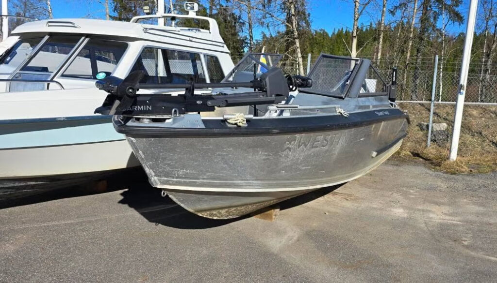 Silver Eagle BRX – Suzuki 200 Fiske utrustad - bild 4