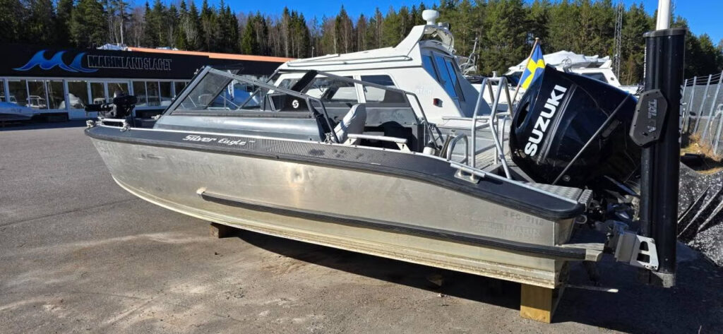 Silver Eagle BRX – Suzuki 200 Fiske utrustad - bild 6