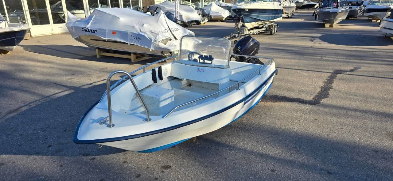 Ryds 440GT med en Tohatsu 30-2021 bild 3