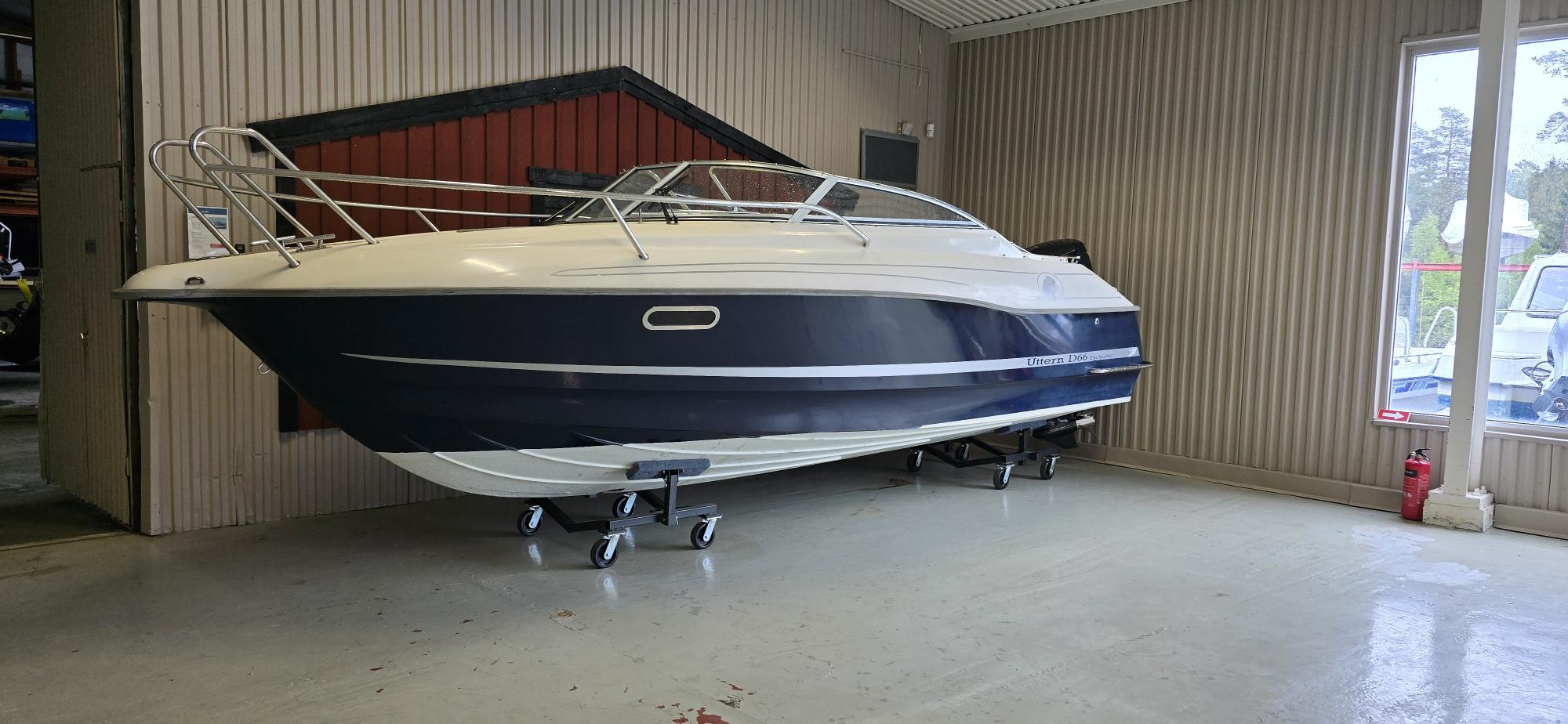 Uttern D66 Exclusive 05 Suzuki 200 årsm 2015 bild 3