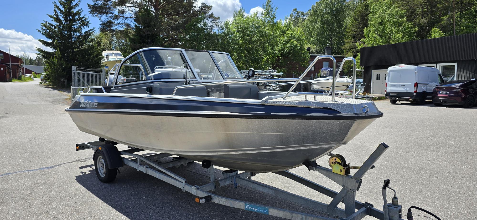 Buster XL Alu 2019 / Yamaha F115 bild 4