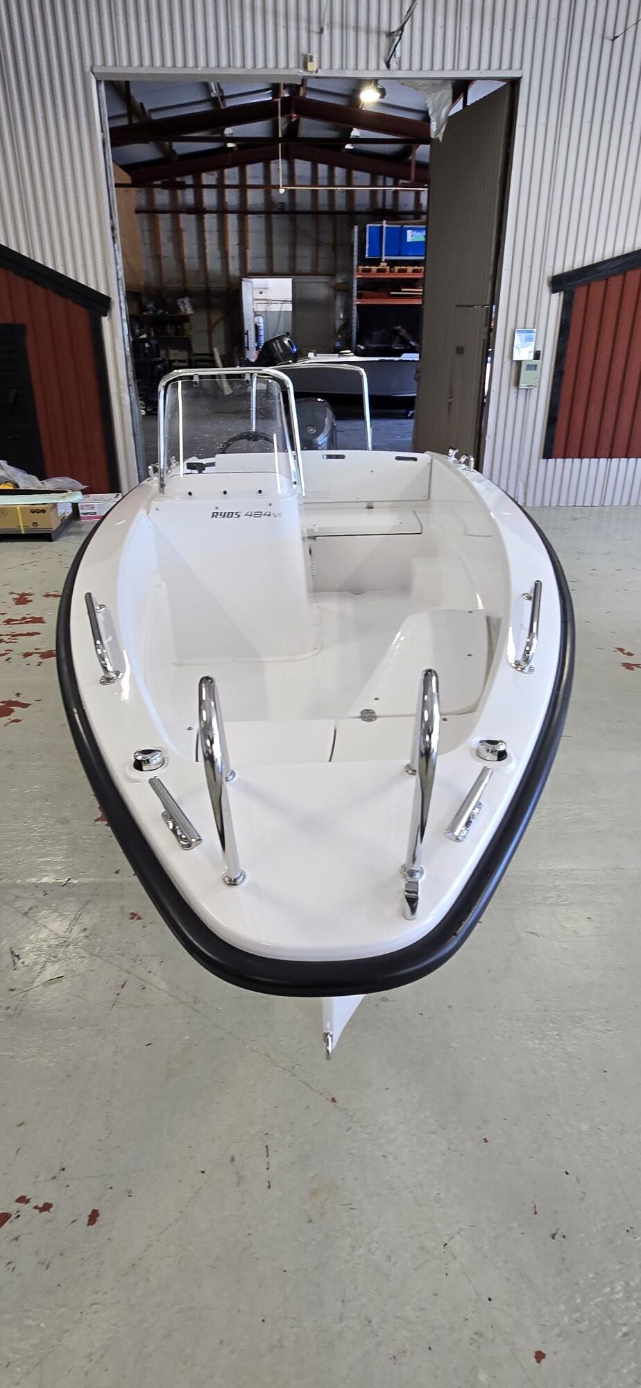Ryds 484 -22 med en ny Yamaha F50 -26 bild 3
