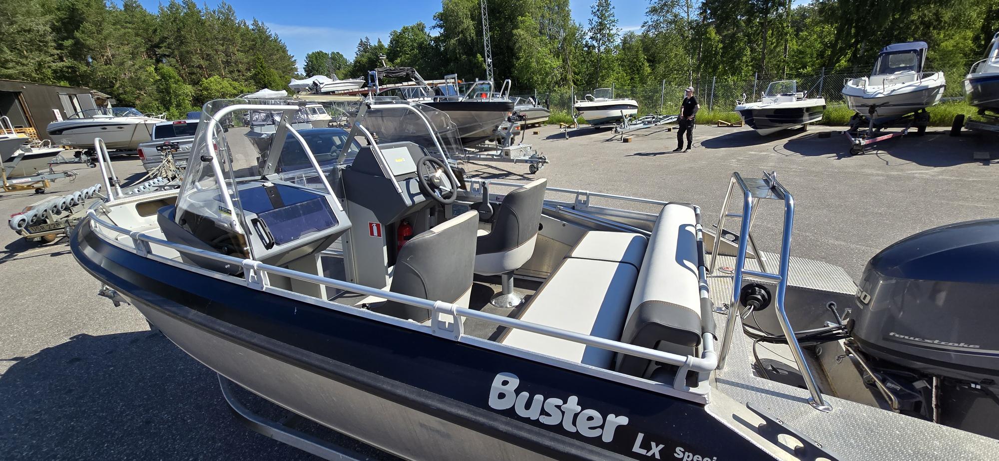 Buster LX 2017 Yamaha F60 bild 2