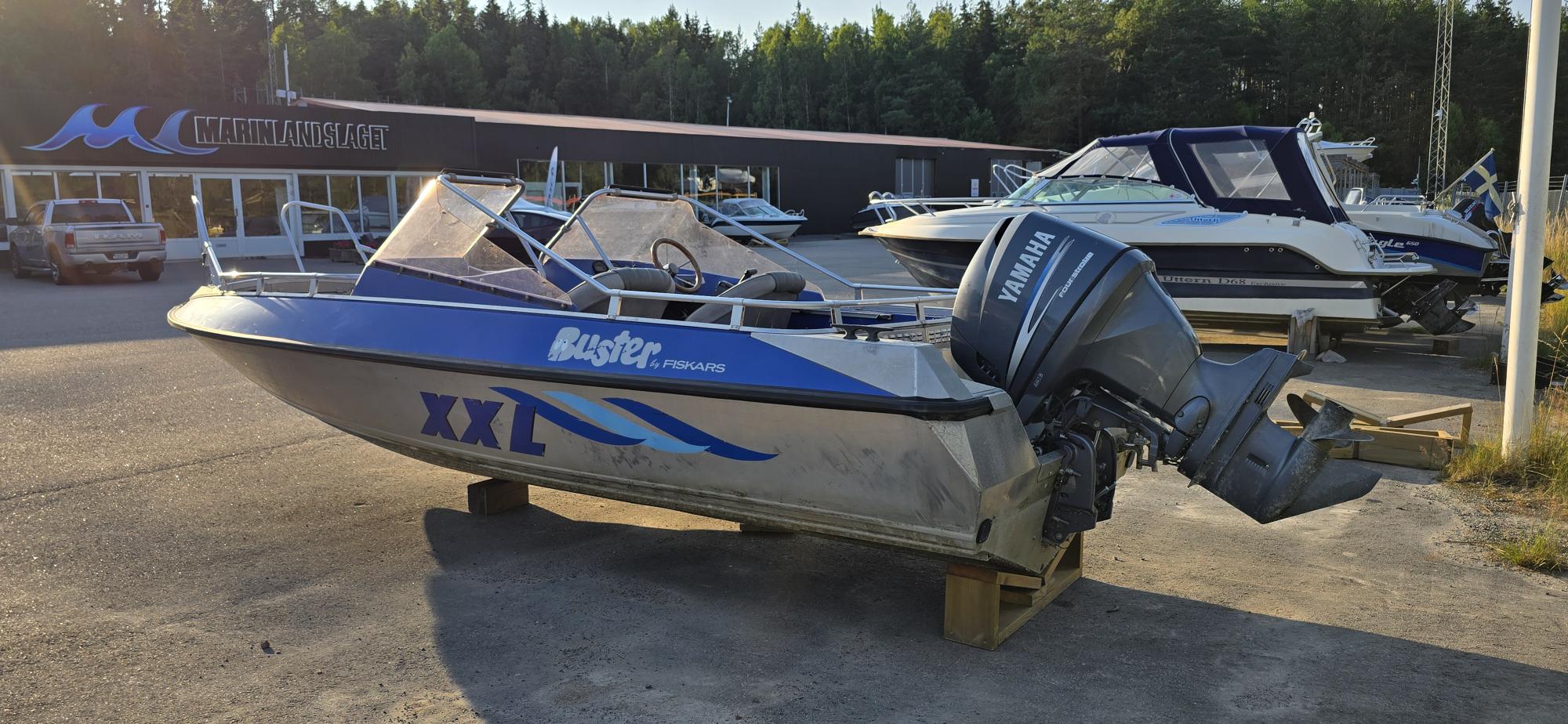 Buster XXL -01 Yamaha F115 bild 2