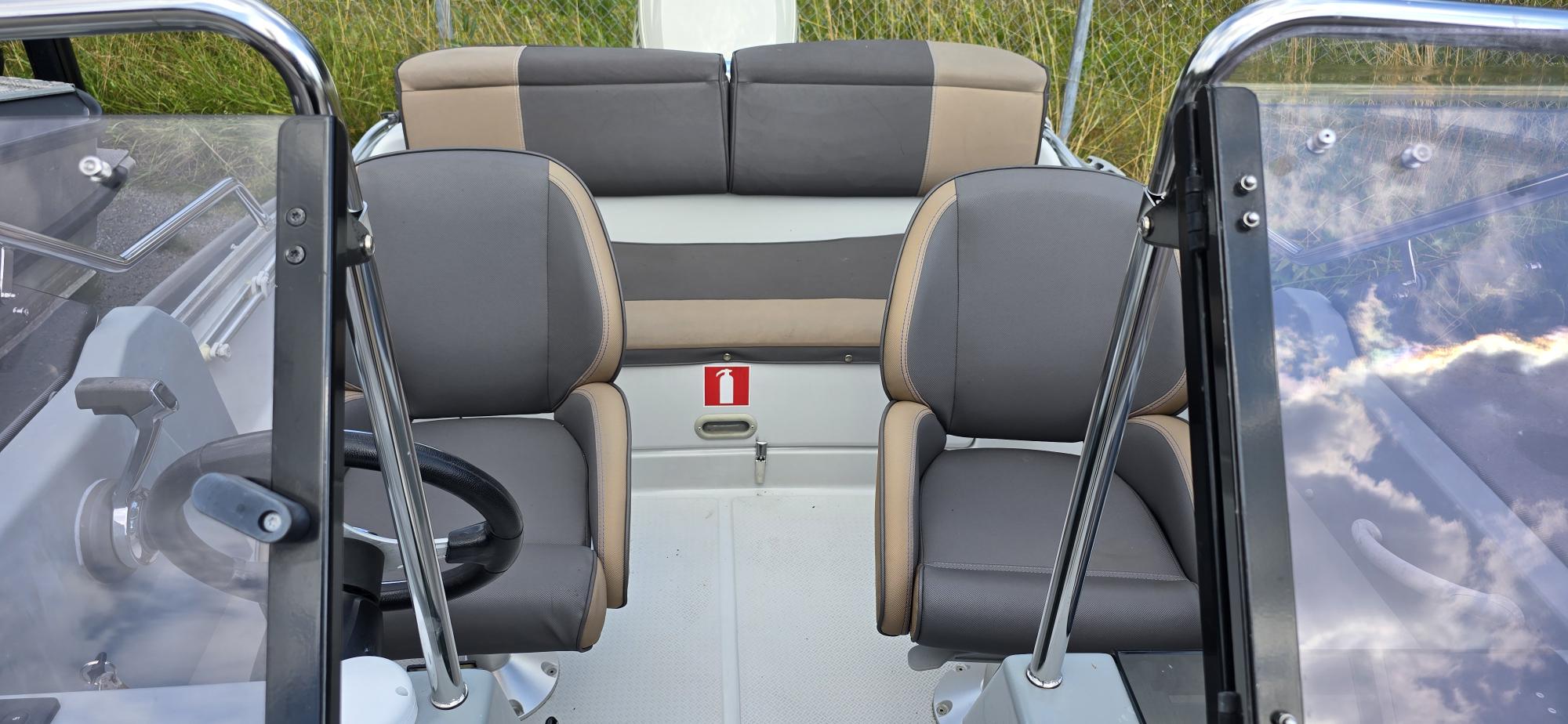 Silver Hawk 2016 / Evinrude 90 E-TEC HO bild 8