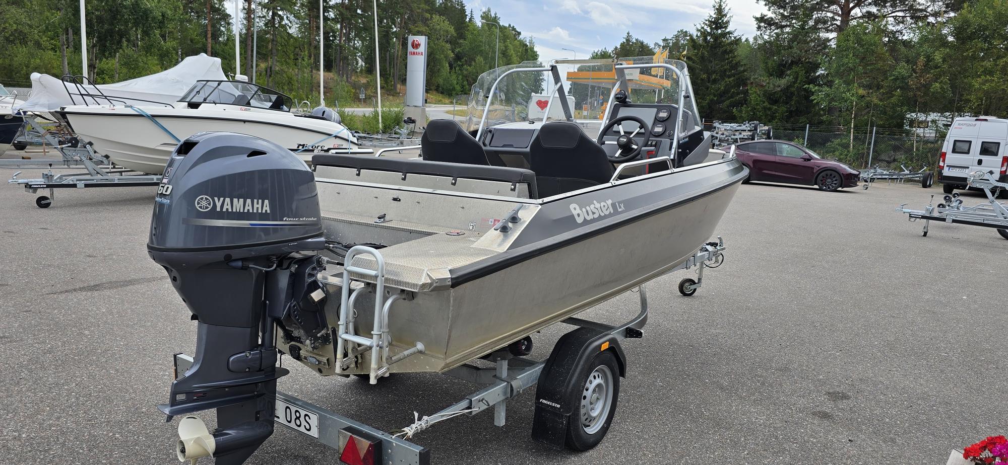 Buster LX 2022 Yamaha F60 bild 4
