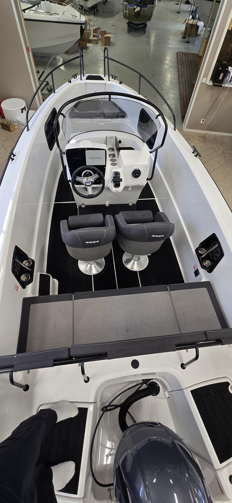 Ryds 630 Mid-C S-LINE / Yamaha F115 endast 28 tim bild 3